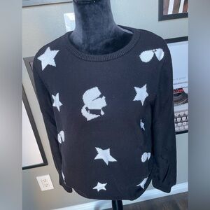 Karl Lagerfeld stars sweater